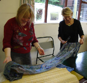 Nuno Felt scarf workshop